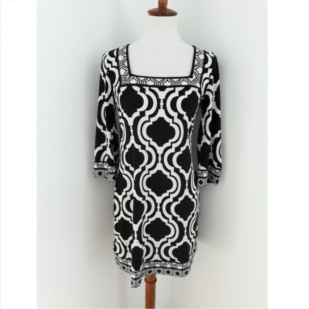 {White House Black Market Pullover Dress Small-Q27